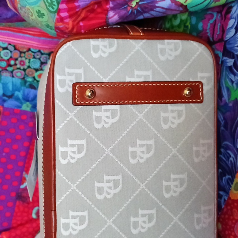Dooney and Bourke Tote - Picture 7 of 14